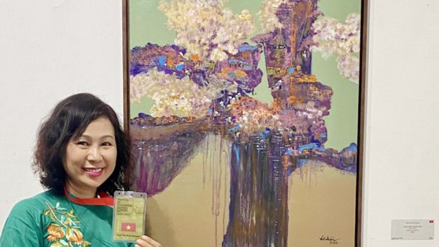 10 VN female artists partake in Journey Of Friendships exhibition